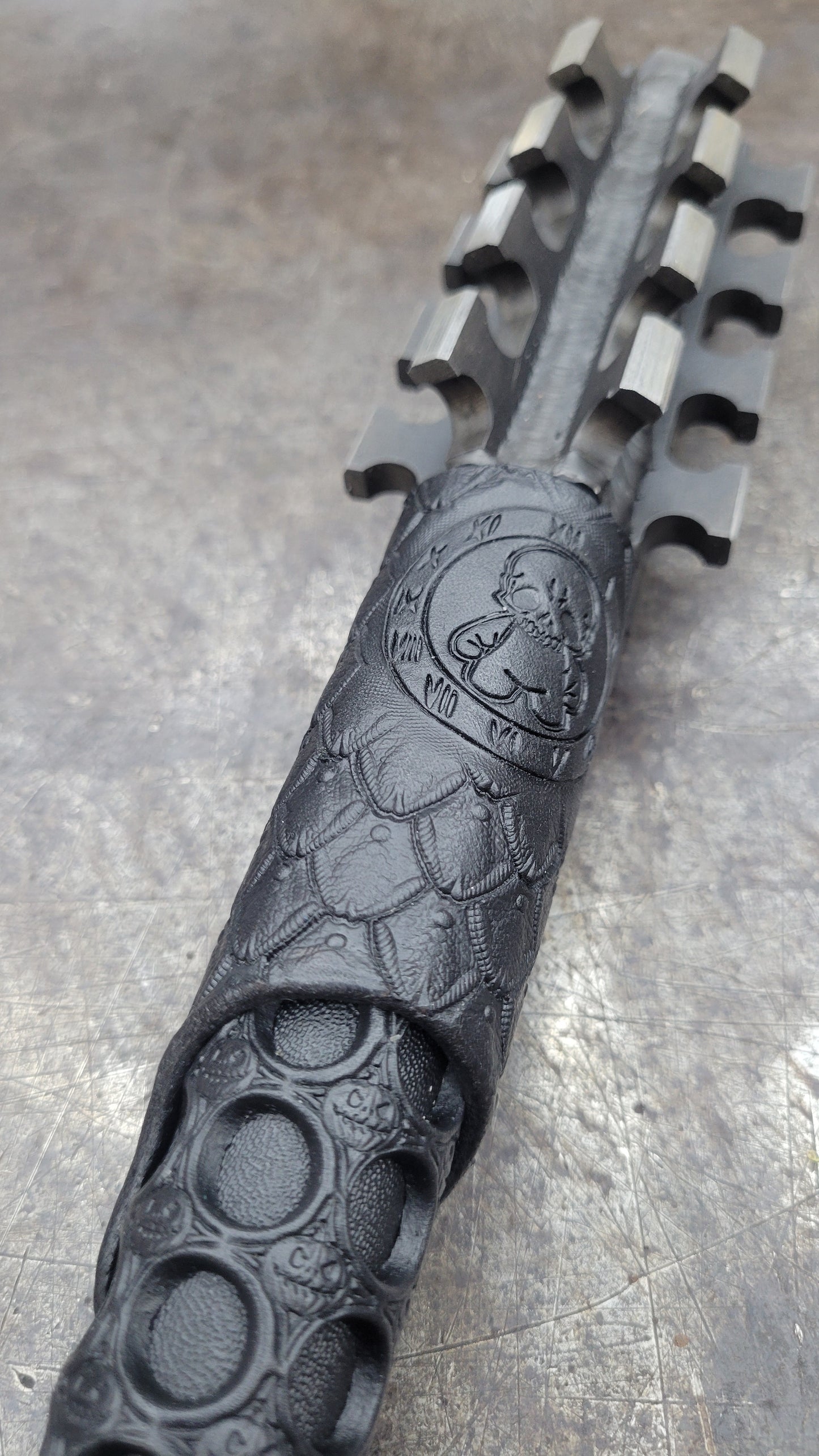 Hammer Fin Hate Stick