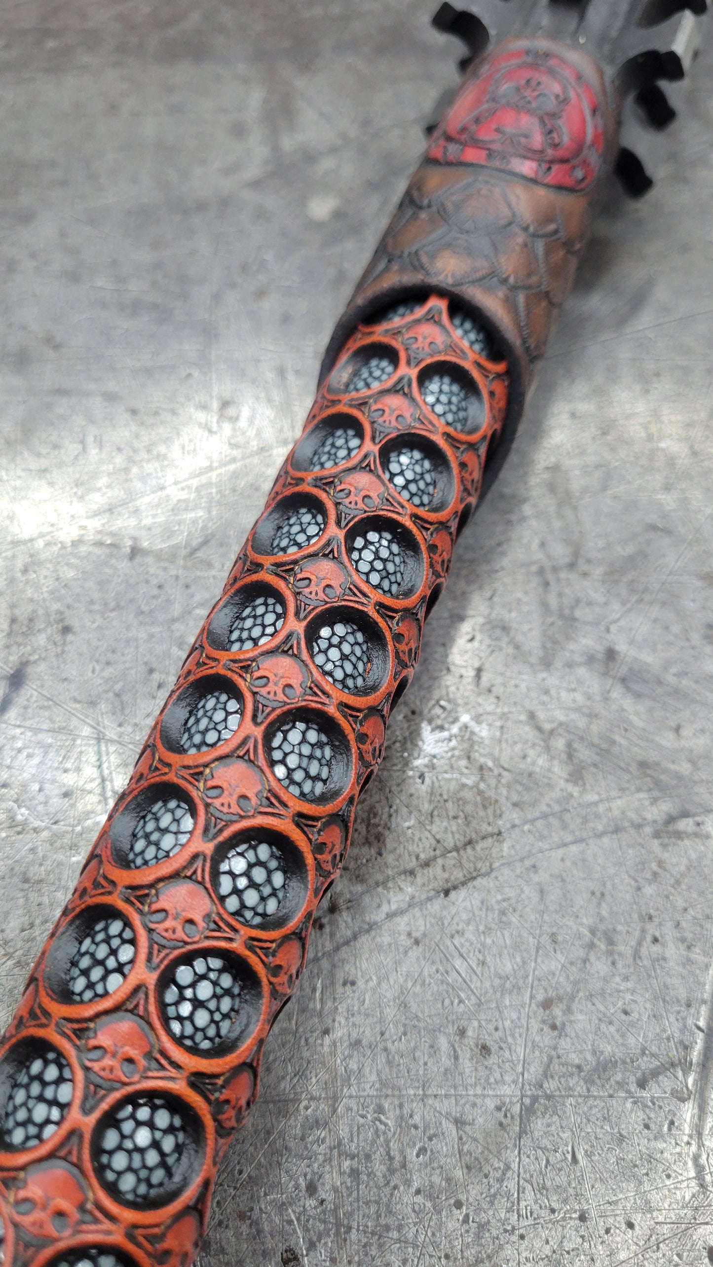Hammer Fin Hate Stick